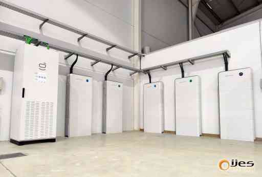 Ijes Solar garantiza el suministro eléctrico ininterrumpido en la empresa Mundobarquillo con un backup solar sin corte de energía