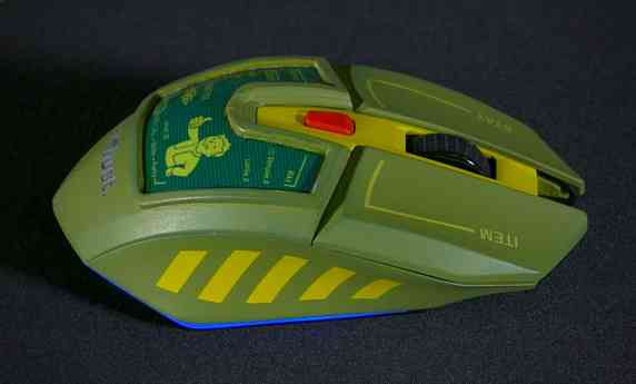 GXTrust rinde homenaje al Yermo con una pieza irrepetible y única inspirada en el Pip-Boy