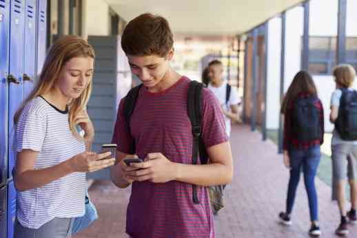 Mensajes efímeros, un riesgo persistente en el entorno digital de los menores