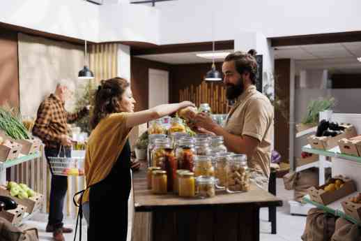 BioPalacín Planet refuerza su compromiso con el comercio local con su tienda de productos km 0