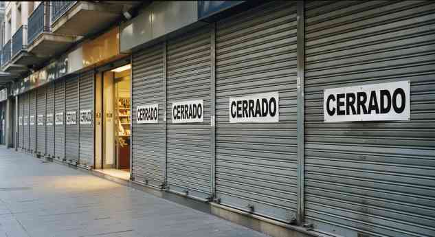 PIB al alza vs persianas a la baja: La Casa del TPV alerta de la caída del pequeño comercio en 2025 pese al crecimiento del PIB