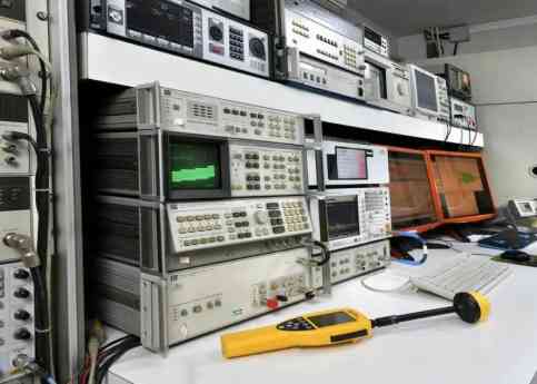 TelproCE alerta sobre la importancia de la compatibilidad electromagnética en la salud laboral