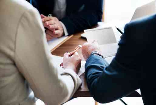 Los despachos de Colomer Abogados y Noguera Procuradores se unen para reforzar la defensa en recursos de nacionalidad ante el aumento de denegaciones en España