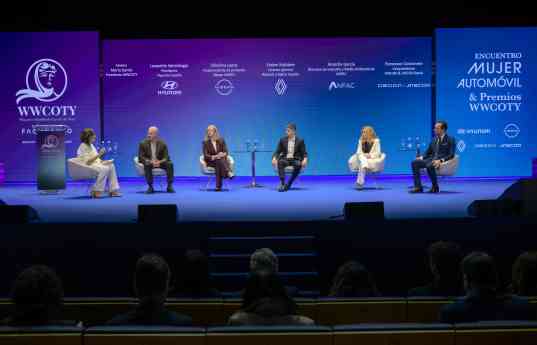 El endurecimiento regulatorio, la competencia global y la electrificación, principales retos del sector del automóvil