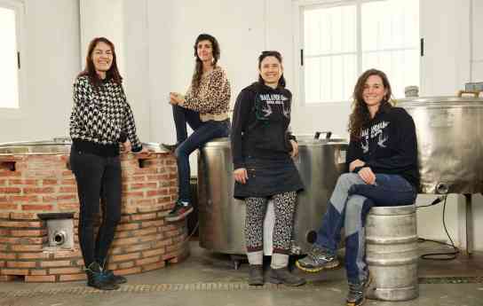Bailandera, la cooperativa cervecera que convierte la economía social en un proyecto de vida compartido