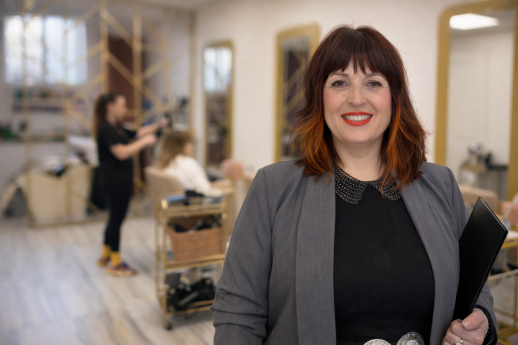 Rous Gómez Dorantes, revoluciona el sector de la peluquería, con su sistema 'ROUSDREAM' de bienestar integral