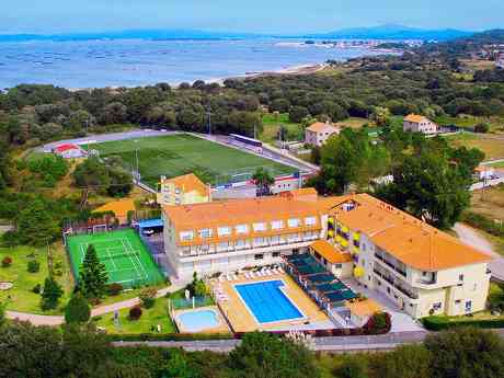 Apartamentos 3000 adquiere un hotel en O Grove y creará puestos de trabajo para 15 familias pontevedresas