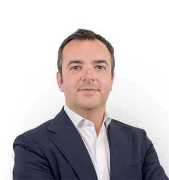 Snom acelera en los mercados clave y apuesta por sus clientes y cartera de productos para el crecimiento global durante el nuevo ejercicio fiscal