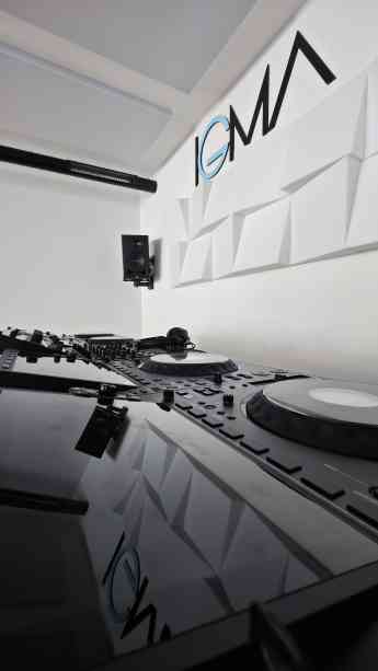 La escuela líder en DJs y producción musical de Galicia impulsa IGMA LIVE, un nuevo escaparate profesional para la música electrónica