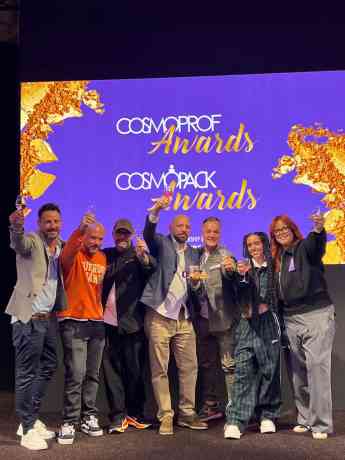 Ni cremas coreanas ni lujo italiano: un producto masculino español arrasa en premios mundiales de cosmética