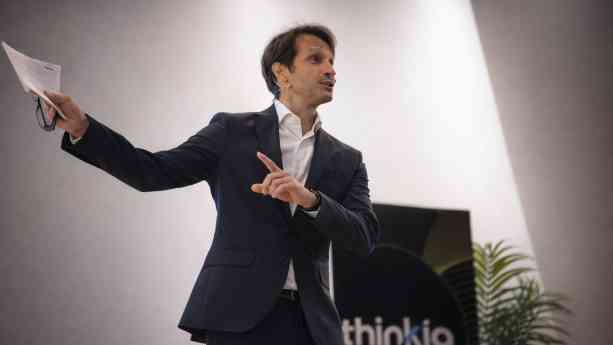 Thinkia defiende que el gran reto de la IA empresarial ya no es probar herramientas, sino hacerlas escalar