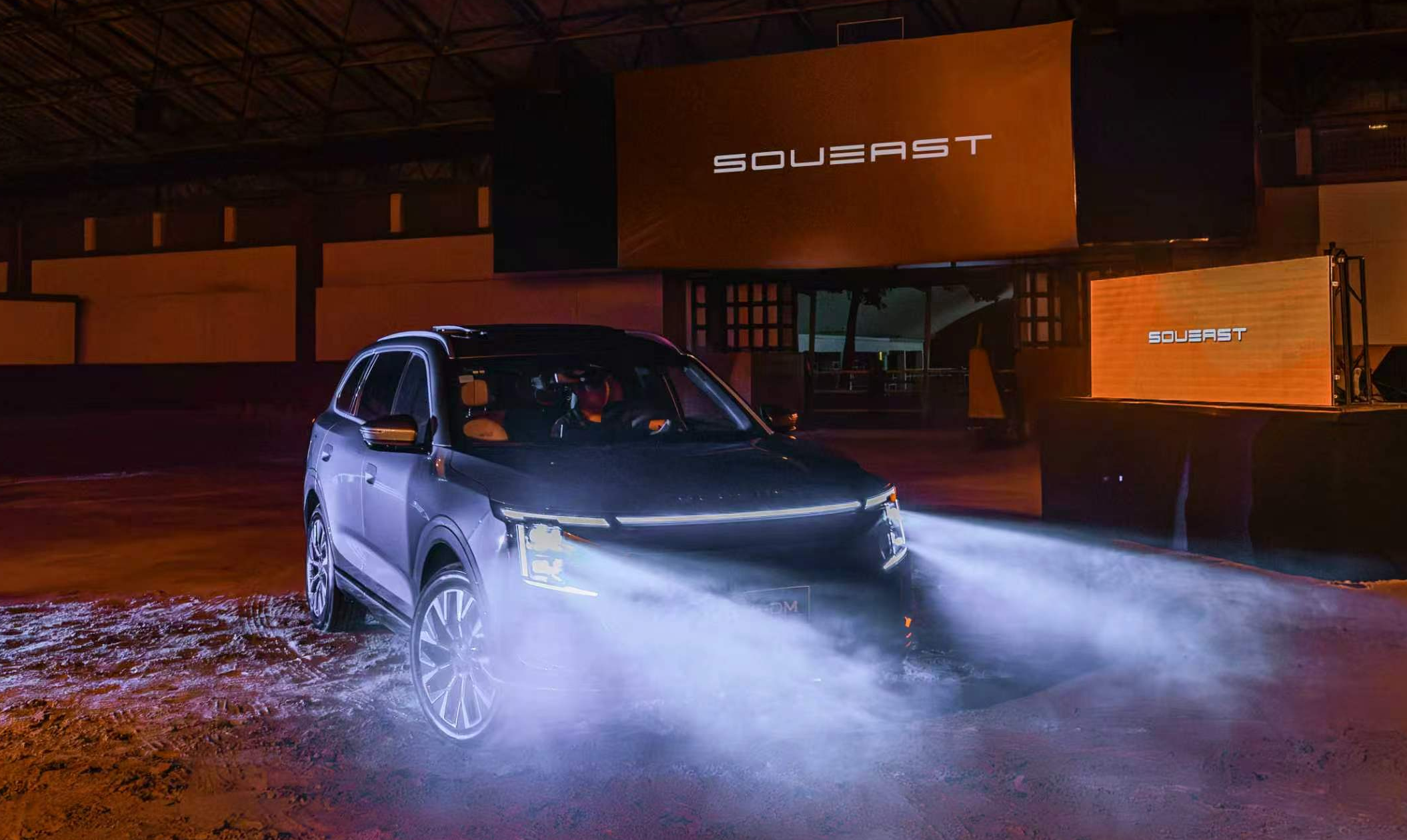 El SUV híbrido de siete plazas S08 DM se lanza en México mientras SOUEAST profundiza su estrategia de mercado local en América Latina