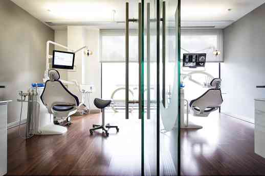 Clínica Cloe abre su nueva clínica dental en La Moraleja