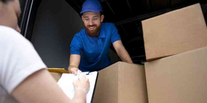 Flippers impulsa soluciones profesionales para traslados de empresas en Madrid