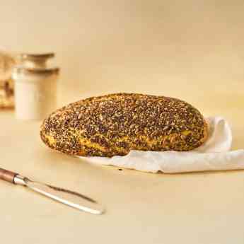 Leon The Baker explica las utilidades del pan de cúrcuma y pimienta negra sin gluten