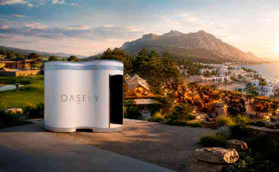 Oasely introduce en España una gama de módulos sanitarios premium para turismo, ocio y eventos