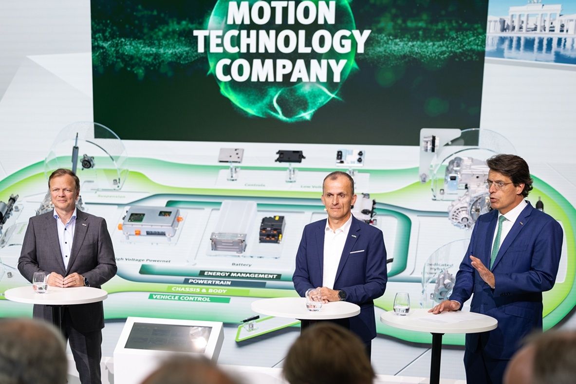 Schaeffler Automotive Symposium apresenta inovações e tecnologias para a mobilidade do futuro