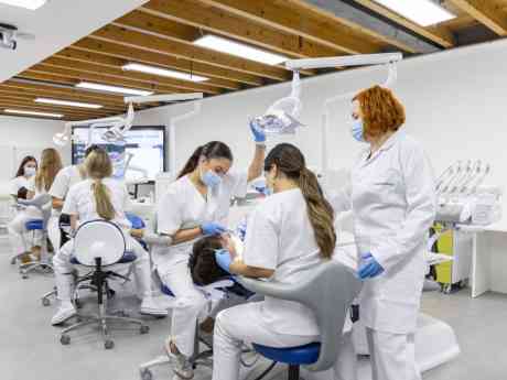 metrodora FP: la Formación Profesional sanitaria ofrece especialización y acceso a la universidad
