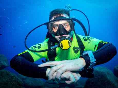 Odysea impulsa el buceo en Tarragona con actividades para todos los niveles desde el Puerto de Torredembarra