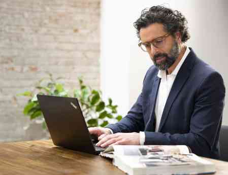 PRATS refuerza su apuesta por las lentes ocupacionales con VIMAX Work Tool