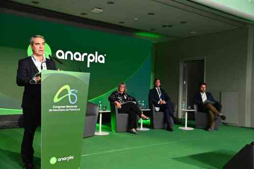 Europa quiere reciclar más plástico, pero pierde capacidad para hacerlo