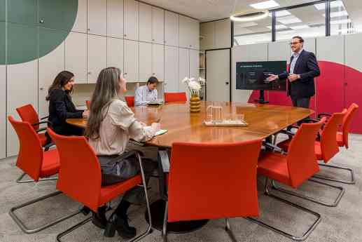 Optimismus Coworking analiza por qué el espacio importa cuando llegan las decisiones importantes