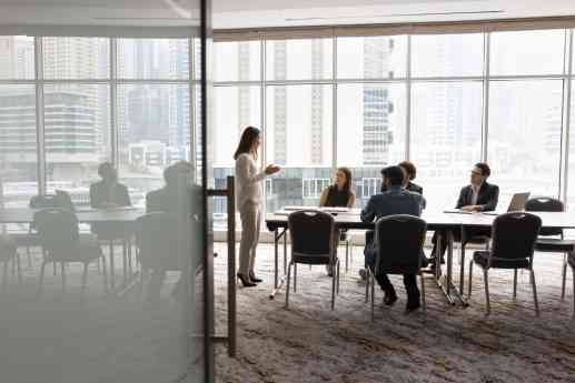 Las empresas españolas en EEUU pueden recurrir a visados E-1 y E-2 ante el encarecimiento propuesto del OPT