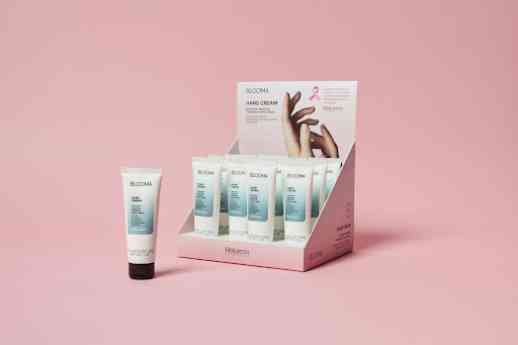 Salerm Cosmetics impulsa su Campaña Pink 2026 con la Crema de Manos BLOOMA para apoyar la investigación contra el cáncer de mama