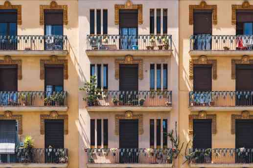 Cuatro de cada diez viviendas en alquiler en España superan los 1.500 euros mensuales